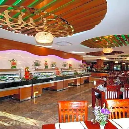 Hotel Grand Zaman 4*