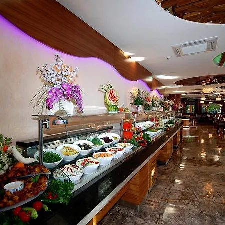 Grand Zaman Hotel 4*