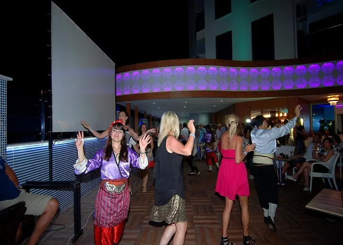 Grand Zaman Hotel 4*